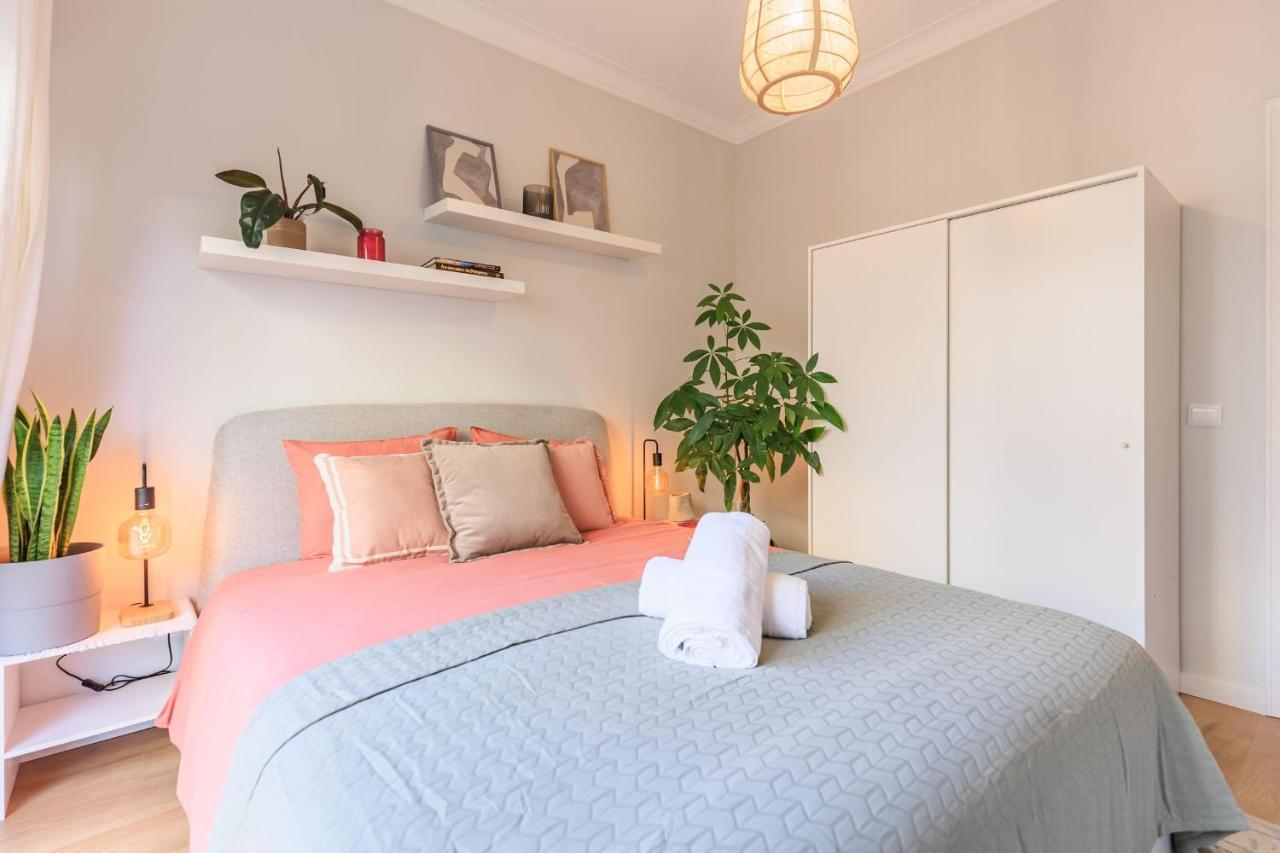 Enjoy Bonfim Central 2Br Renovated Apartment By Lovelystay Porto Exterior foto
